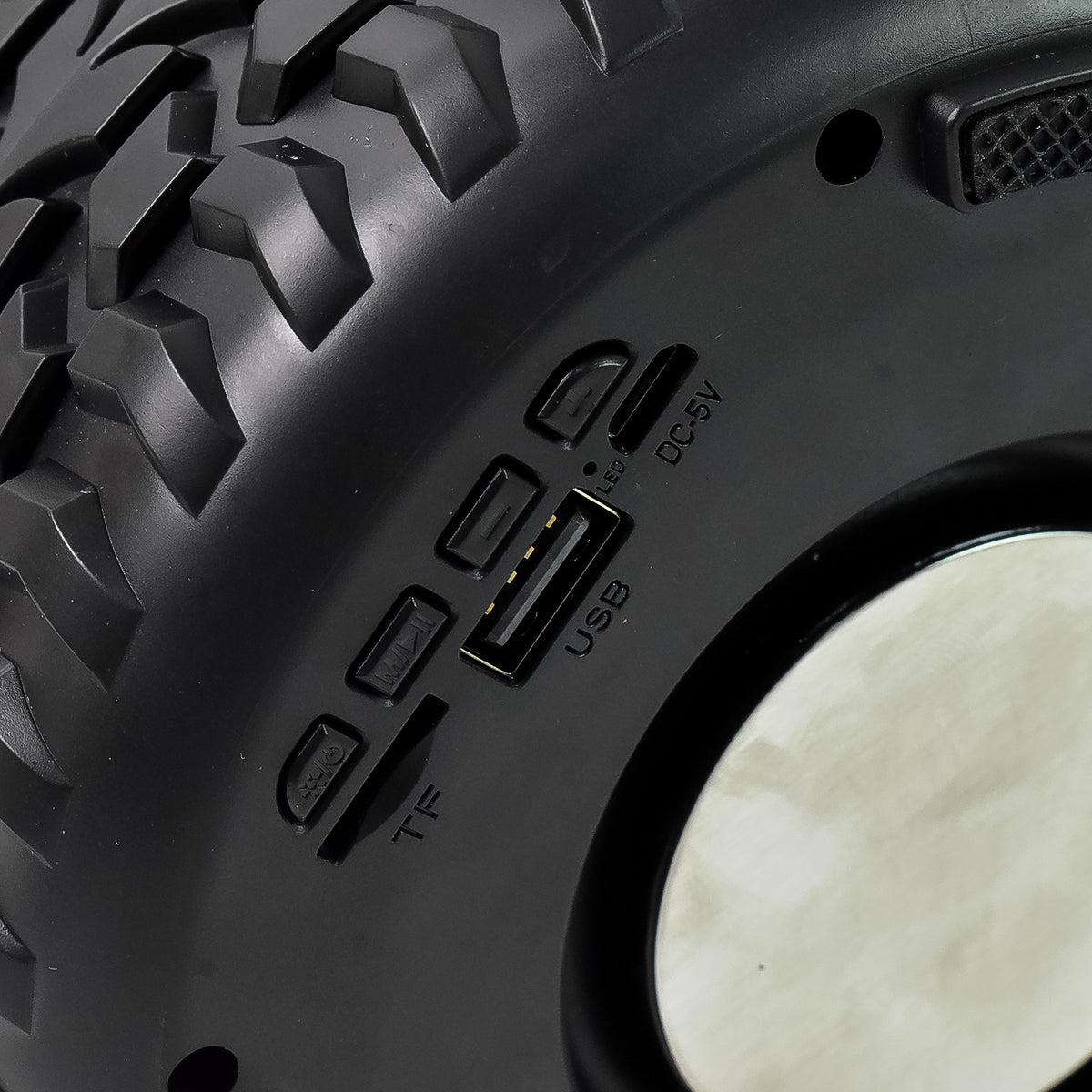 Portable Tyre Wheel Shape Wireless Bluetooth Speaker (1 Pc)